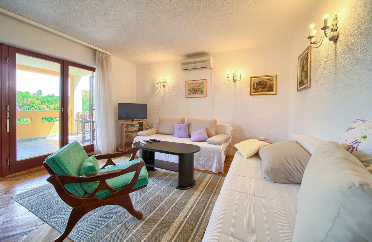 Apartment Ivana Kornić Kültér fotó