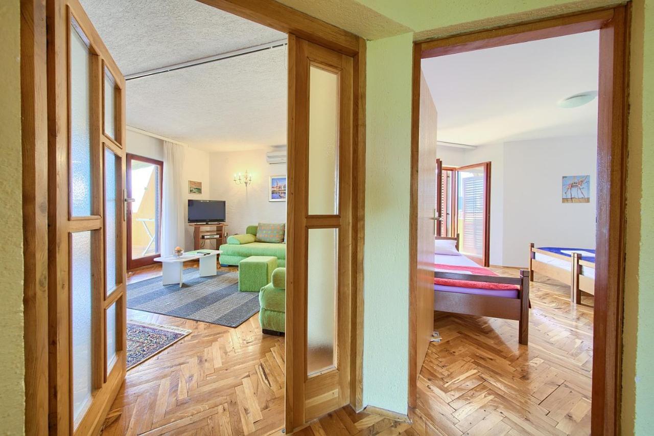Apartment Ivana Kornić Kültér fotó