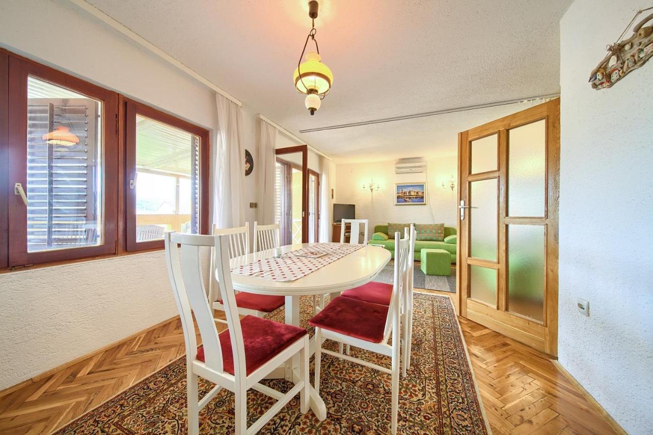 Apartment Ivana Kornić Kültér fotó